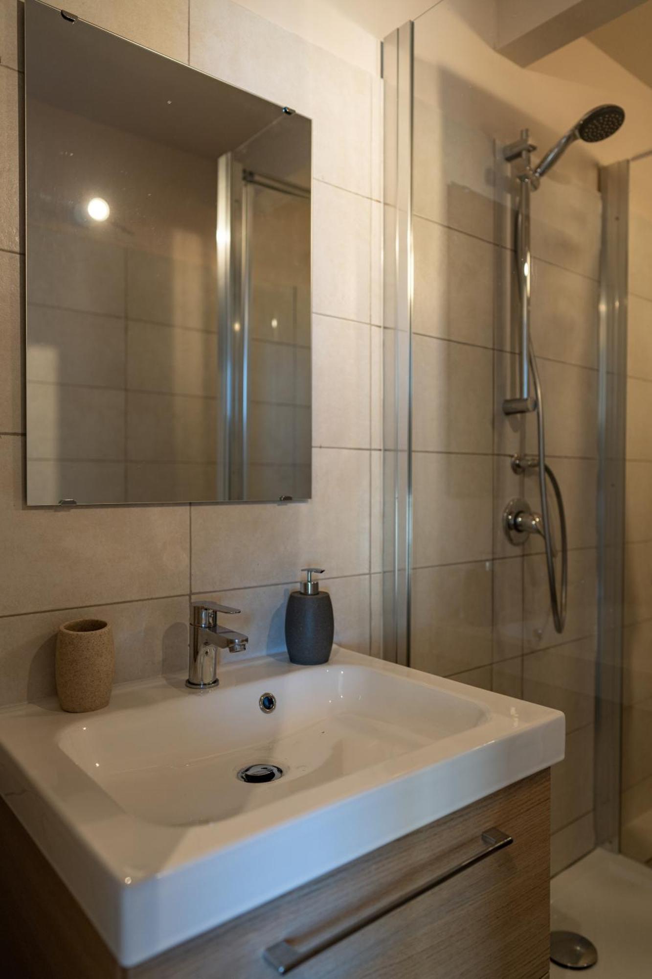 Acquaviva Apartments リヴォルノ エクステリア 写真